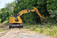 325 railroad excavator mulcher